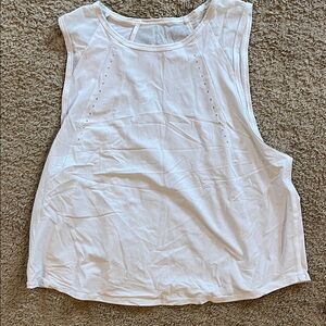 White Lululemon cropped sculpt tank